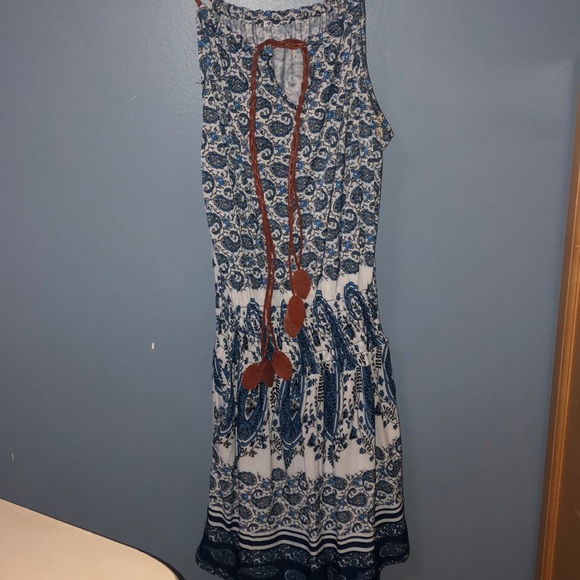 Romper - Picture 2 of 2